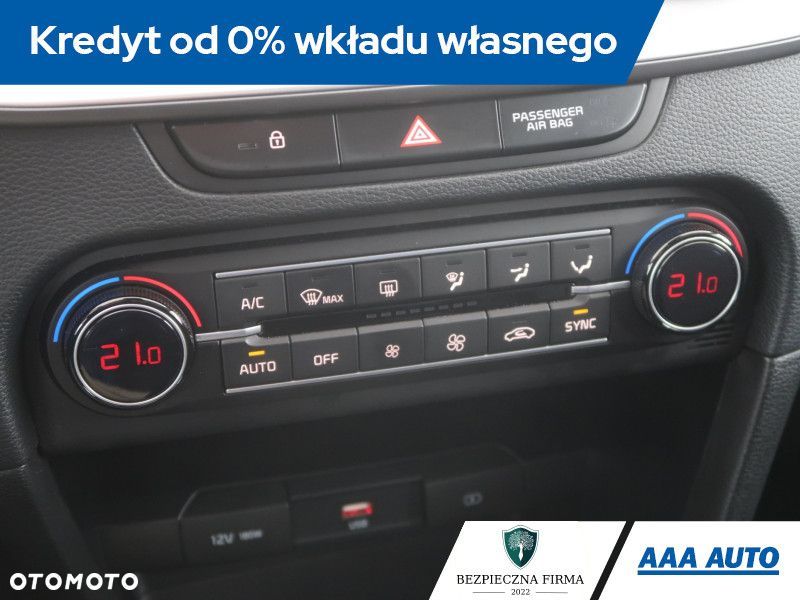Kia XCeed - 14