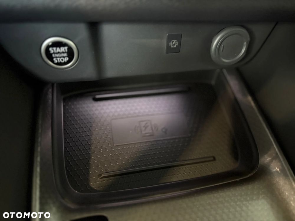 Nissan Qashqai 1.3 DIG-T mHEV N-Connecta Xtronic - 13