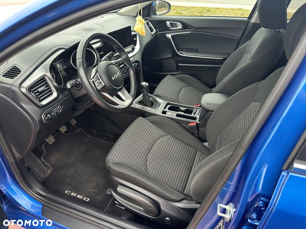 Kia Ceed 1.5 T-GDI L - 19