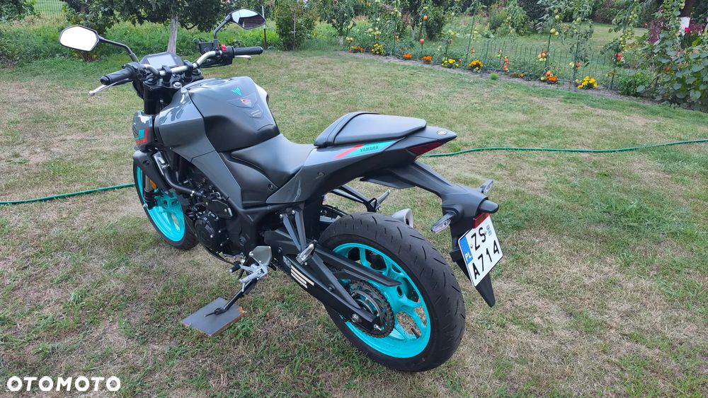Yamaha MT - 15