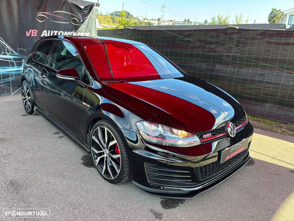 VW Golf 2.0 TSi GTi DSG Performance - 1
