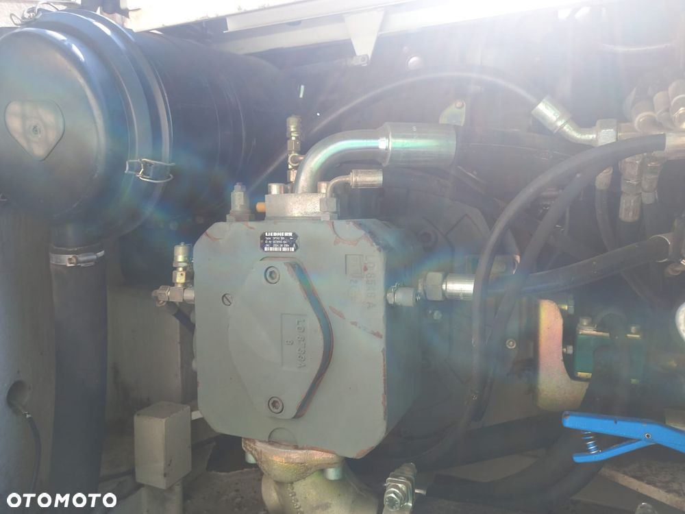 Liebherr A904C ROK 2004 PODPORY PLUG 1 WLASCICIEL 21ton - 14