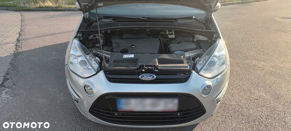 Ford S-Max - 8