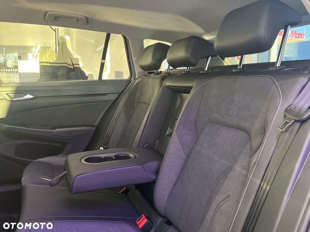 Volkswagen Golf Variant 1.5 eTSI mHEV Life Plus DSG - 16