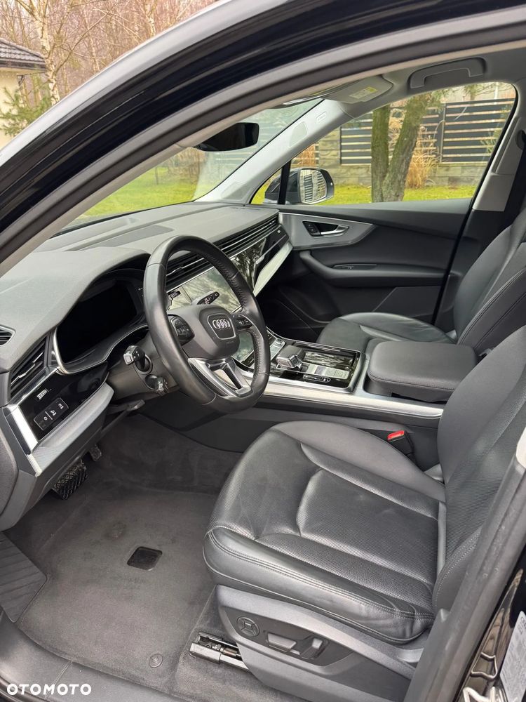 Audi Q7 - 11