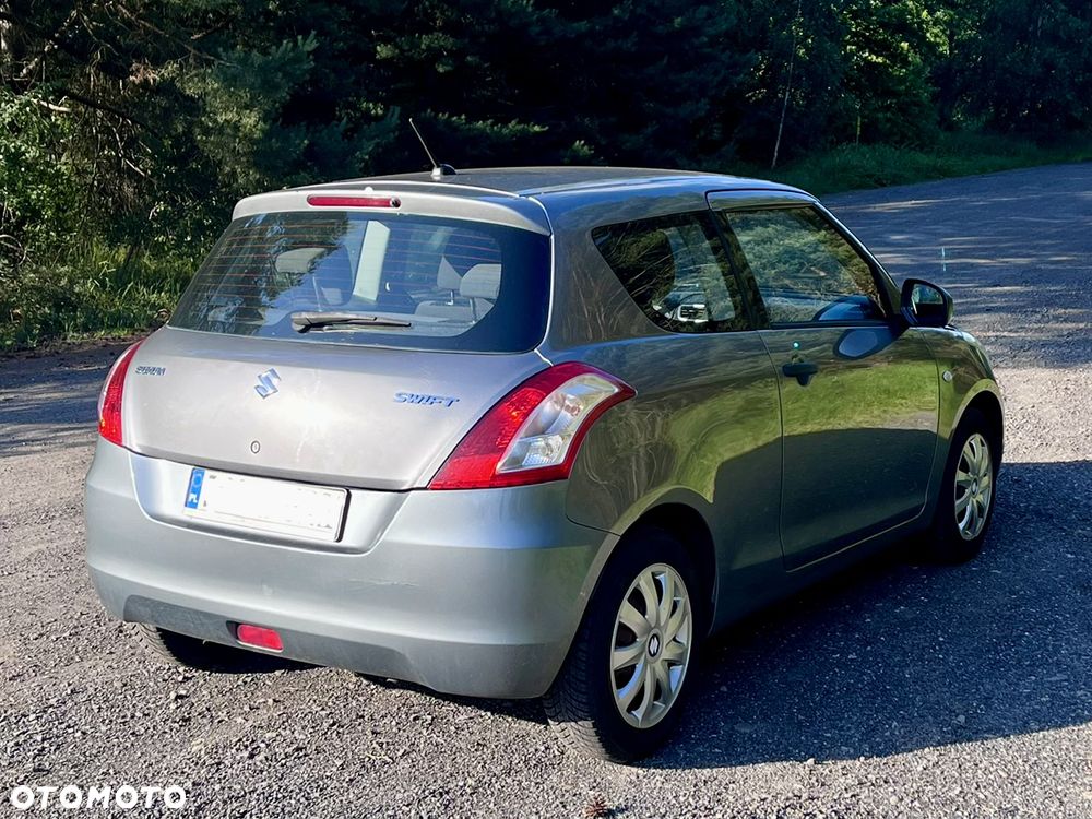 Suzuki Swift 1.2 Club - 3