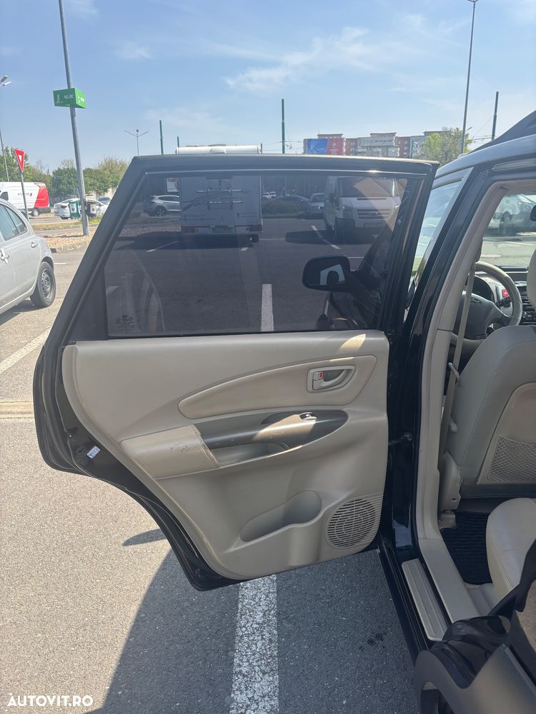 Hyundai Tucson 2.0 CRDI VGT 4WD - 3