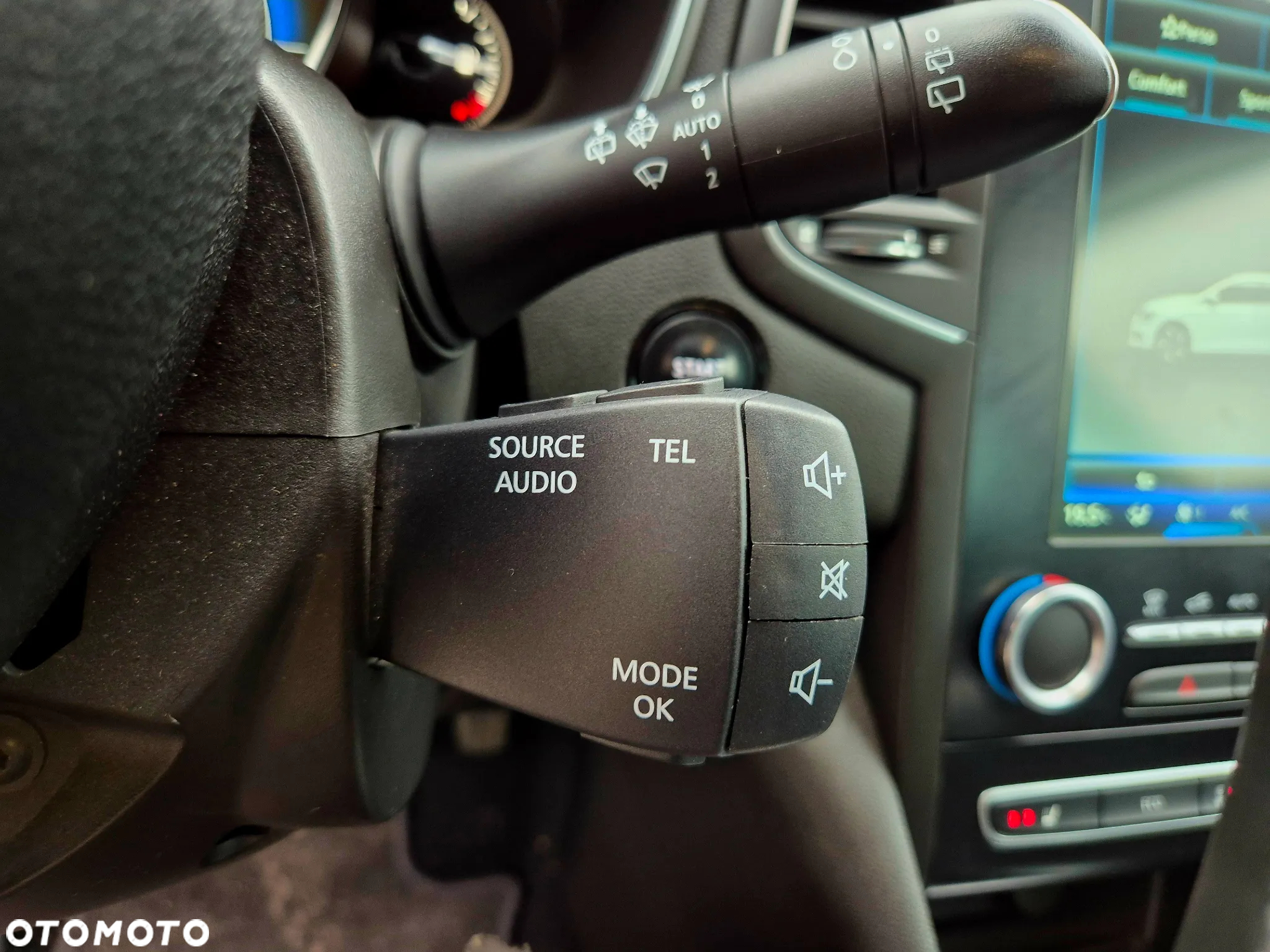 Renault Megane ENERGY TCe 130 Start & Stop Bose Edition - 37