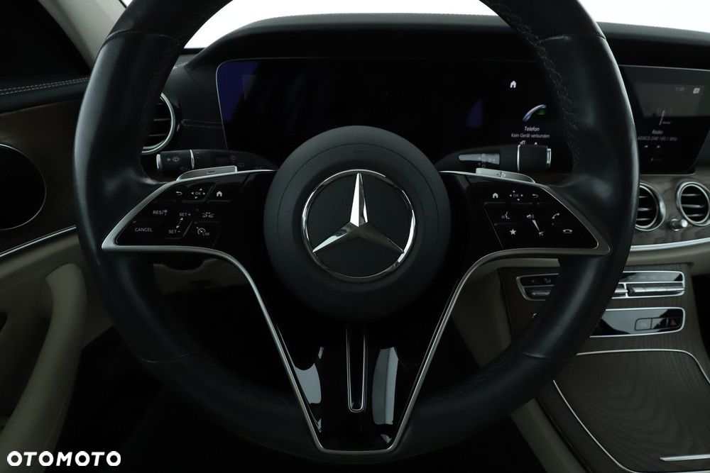 Mercedes-Benz Klasa E - 10