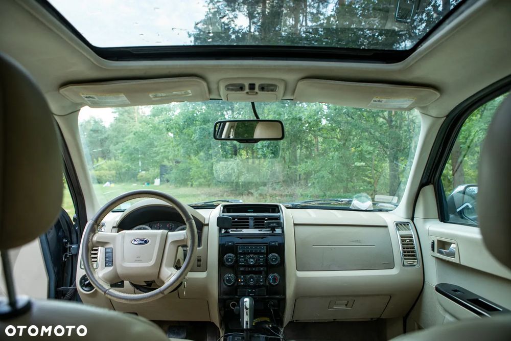 Ford Escape 3.0 XLS 4WD - 9