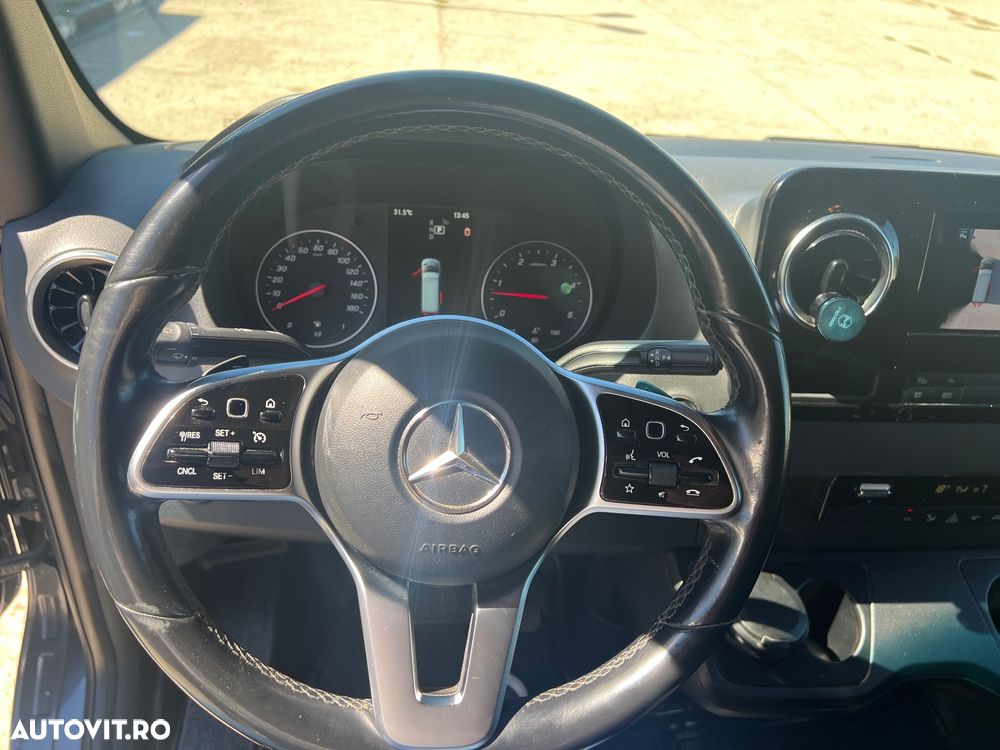 Mercedes-Benz Sprinter - 16