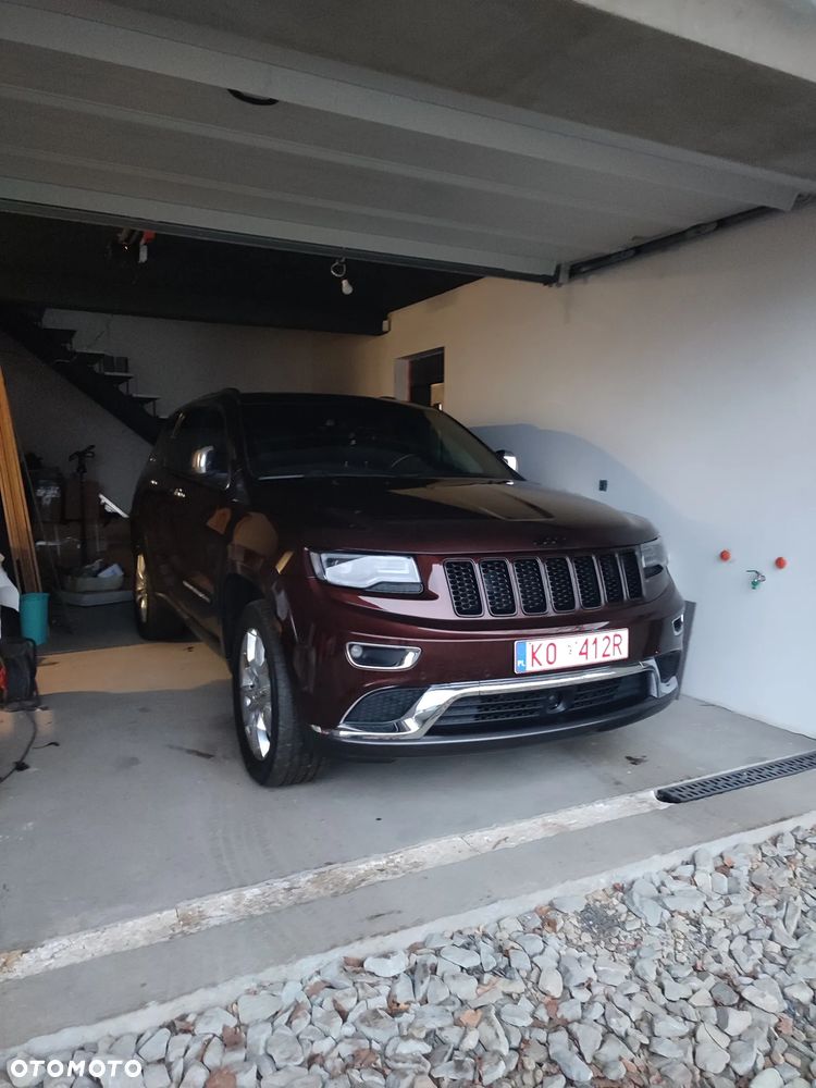 Jeep Grand Cherokee - 9