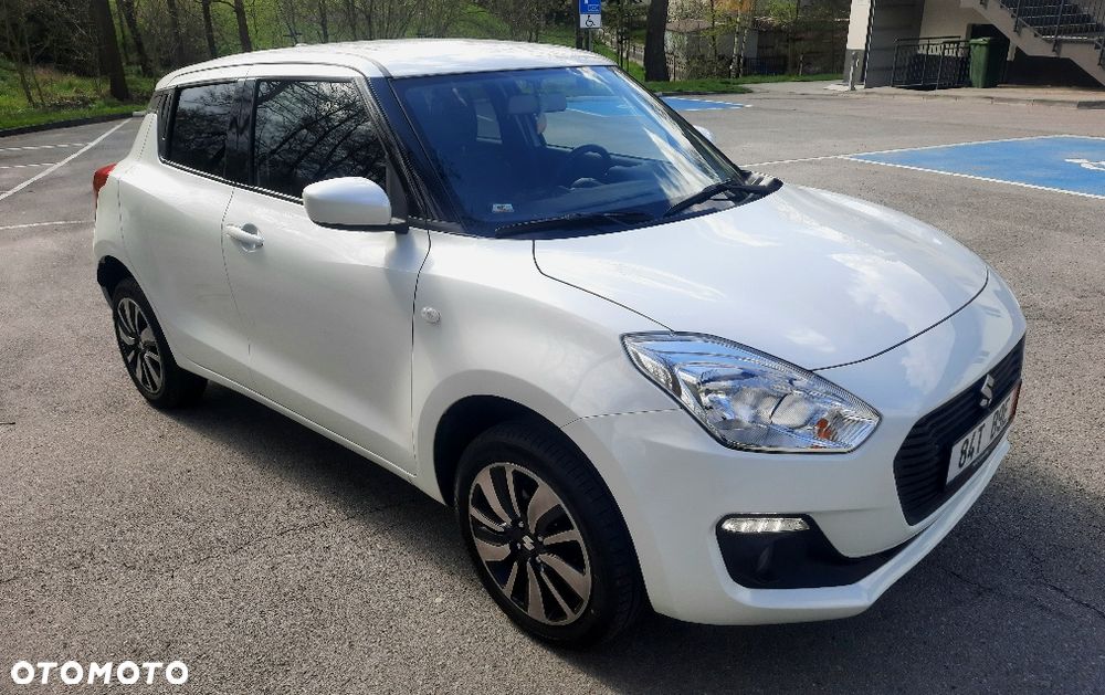 Suzuki Swift 1.2 SHVS Premium Plus - 1