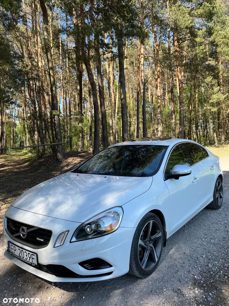 Volvo S60 T6 AWD R-Design - 1