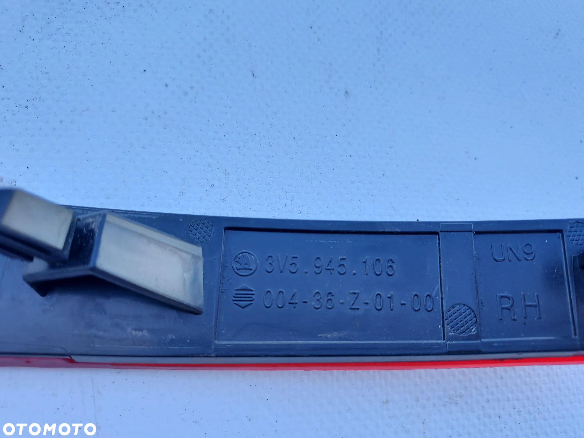 Odblask zderzaka PT Superb III 3V5945106 - 5