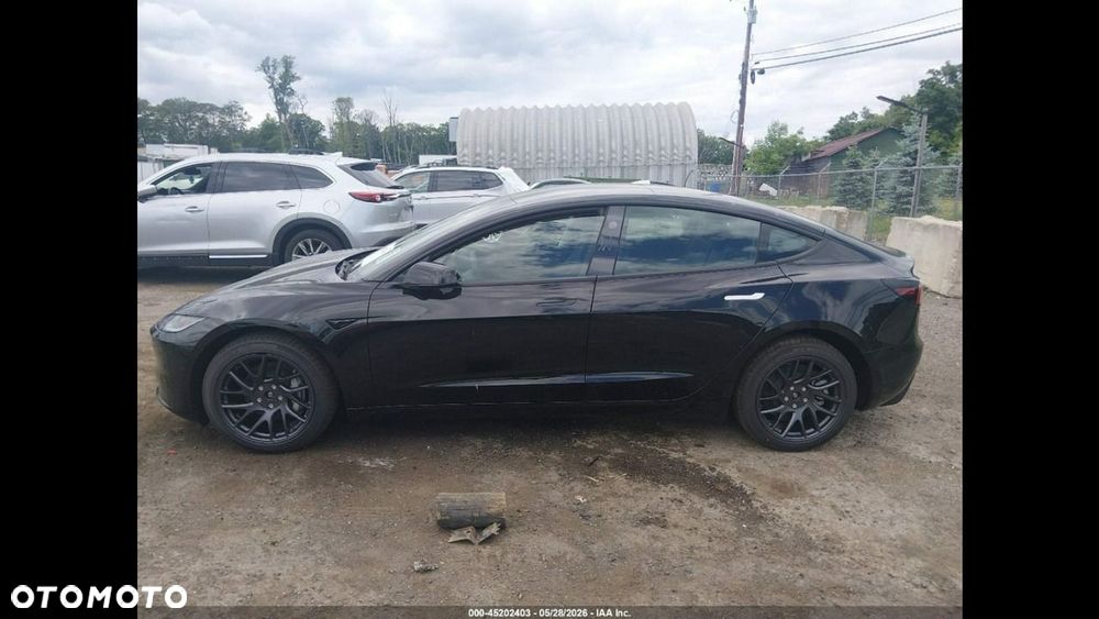 Tesla Model 3 Premium Langstreckenbatterie AWD Dual Motor - 7