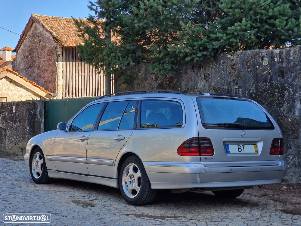 Mercedes-Benz E 270 - 2