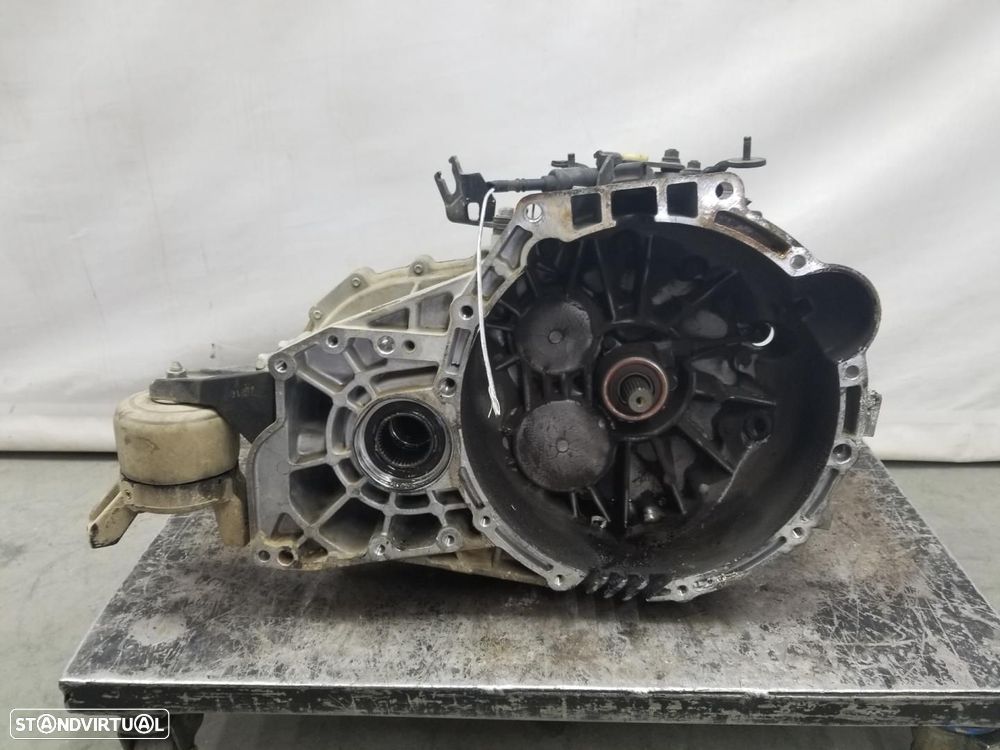 CAIXA DE VELOCIDADES HYUNDAI SANTA FE CM REF. D4EB - 1