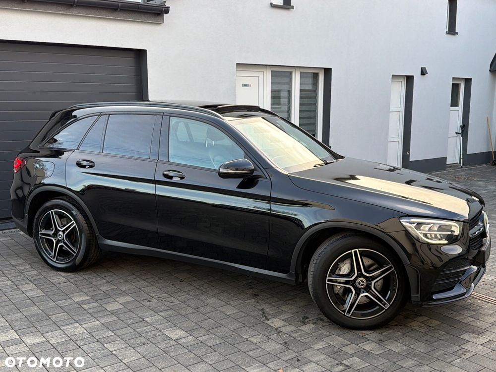 Mercedes-Benz GLC 200 d 4Matic 9G-TRONIC Edition AMG Line - 25