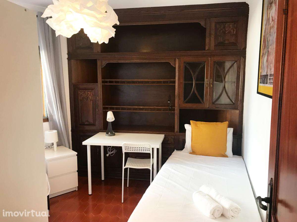 Apartamento com 2 quartos - localizado em Paranhos Porto - Grande imagem: 5/7