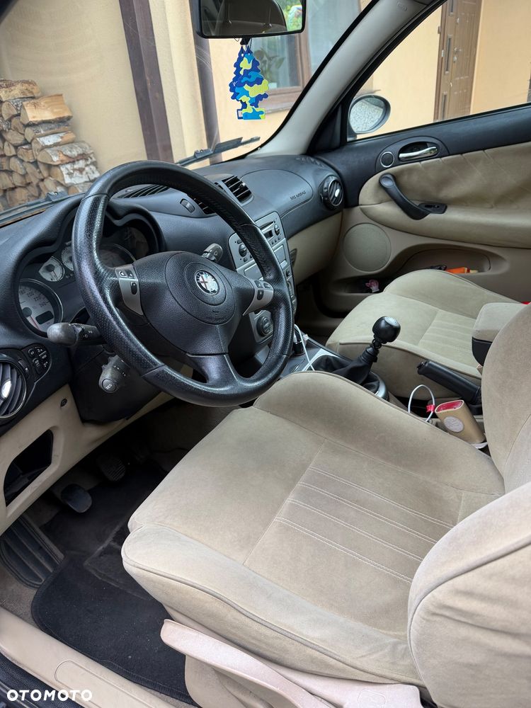 Alfa Romeo 147 1.9 JTD 8V Progression - 3