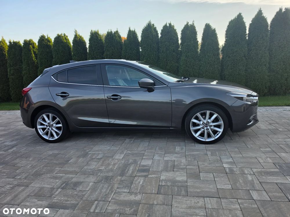 Mazda 3 - 19