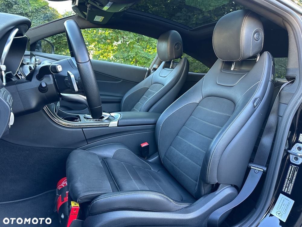 Mercedes-Benz Klasa C 300 9G-TRONIC - 14