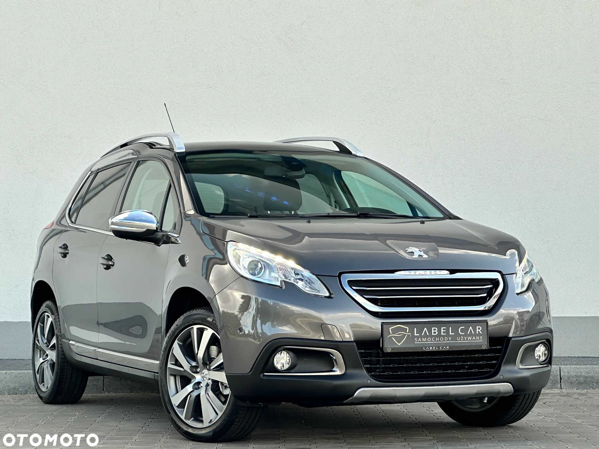 Peugeot 2008 1.6 BlueHDi Allure - 10