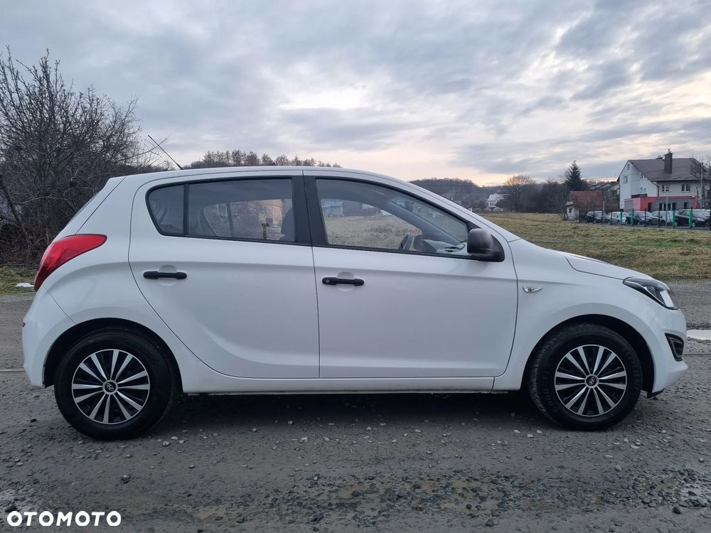Hyundai i20 1.25 Comfort - 11