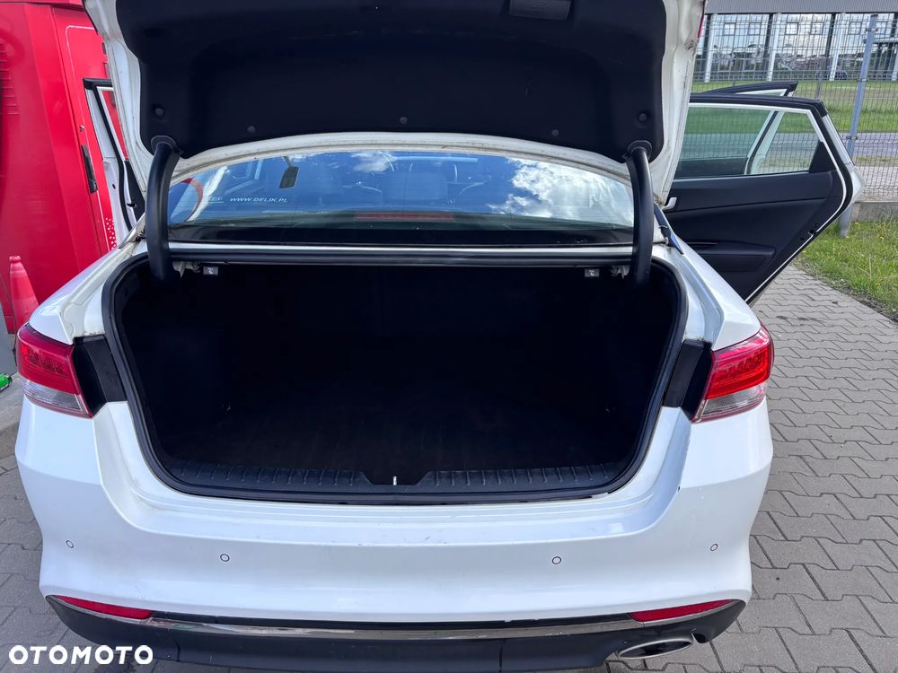 Kia Optima 1.7 CRDI L DCT - 14