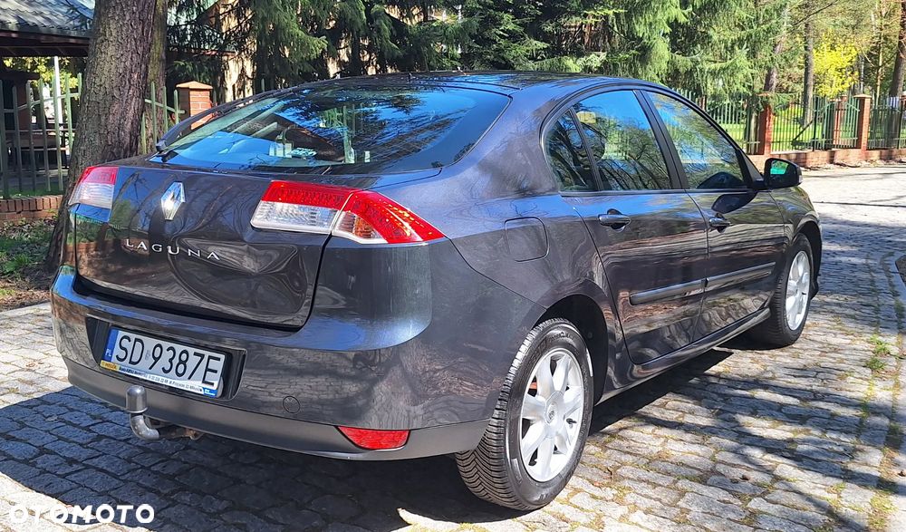 Renault Laguna 2.0 DCi Dynamique - 19