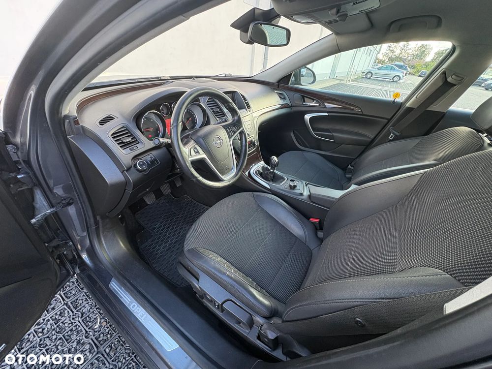 Opel Insignia - 14