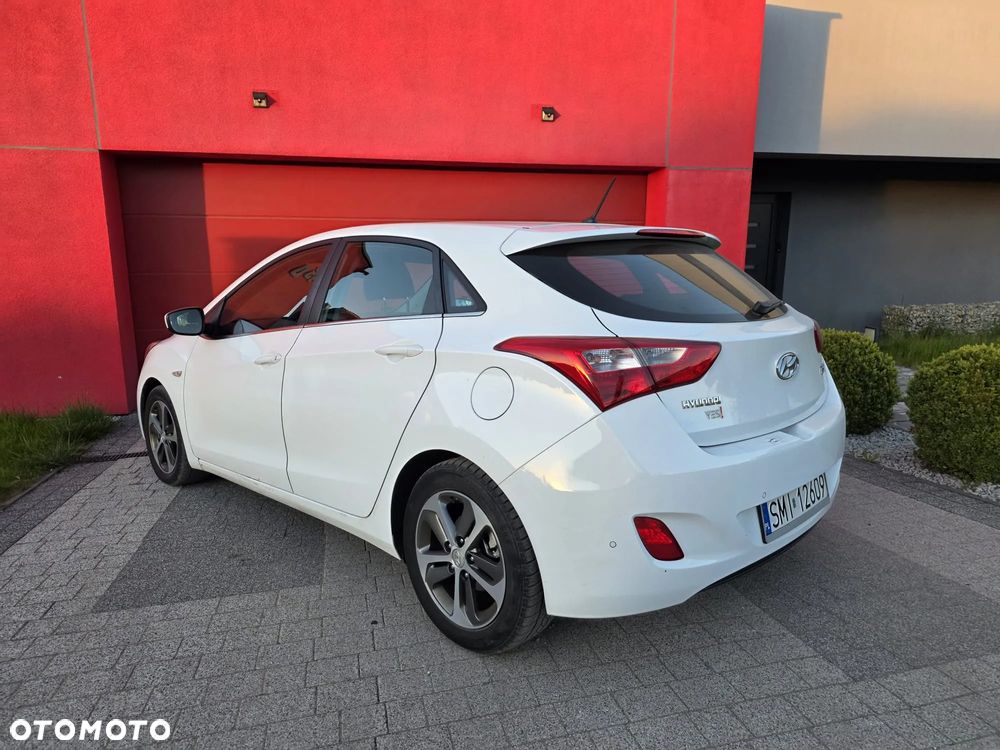 Hyundai i30 1.6 CRDi Comfort - 3