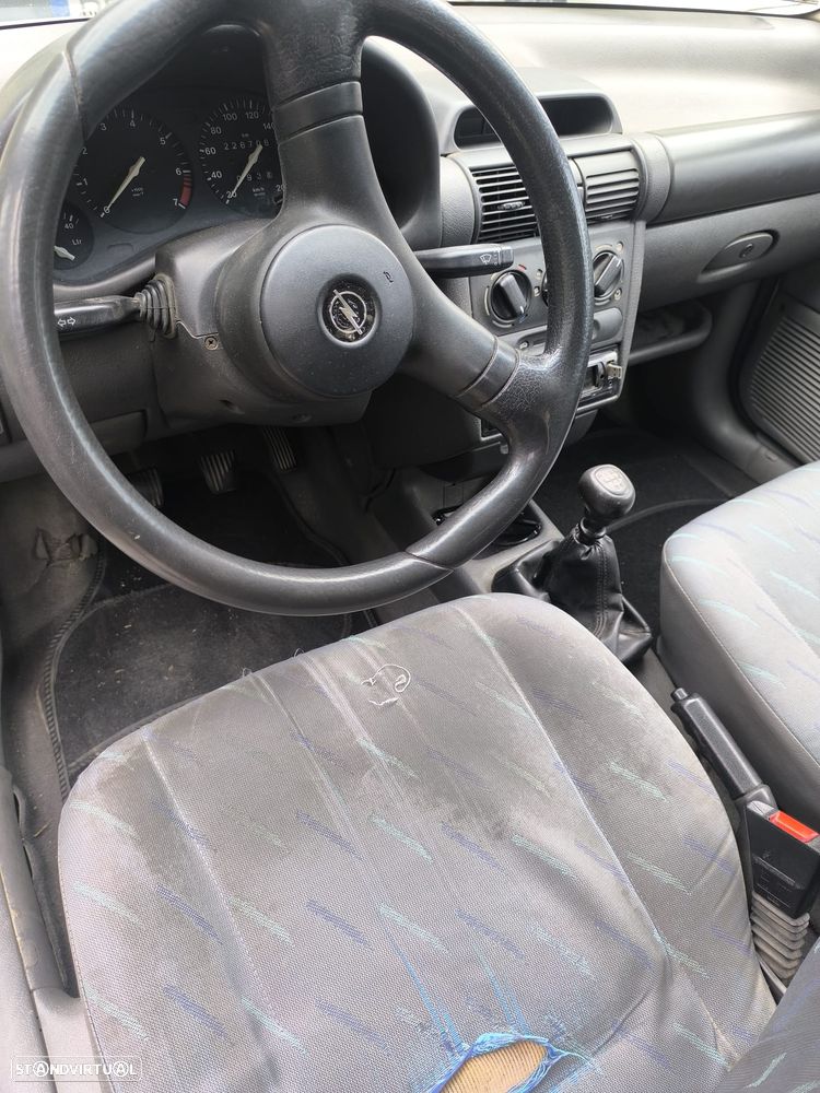 Opel Corsa 1.2 Swing - 4