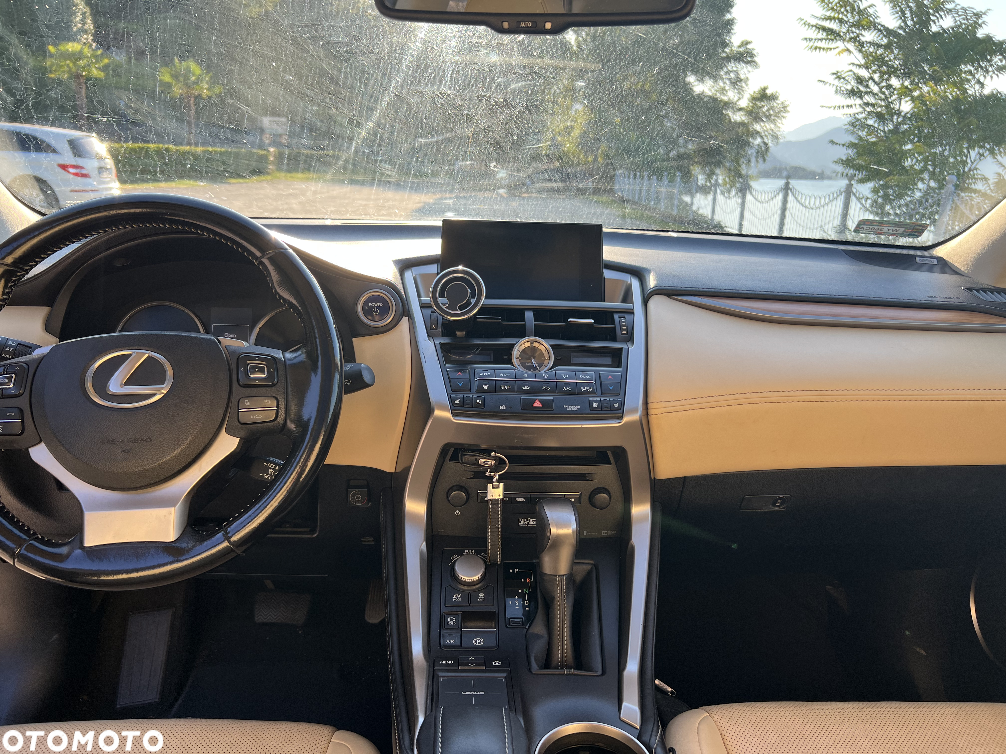 Lexus NX 300h Prestige AWD - 23