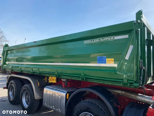 Mercedes-Benz Arocs 3243 8x4 - 8