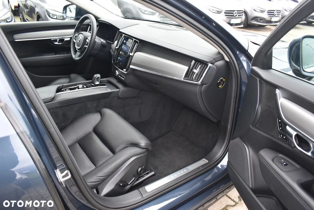 Volvo V90 B4 D AWD Plus Bright - 17