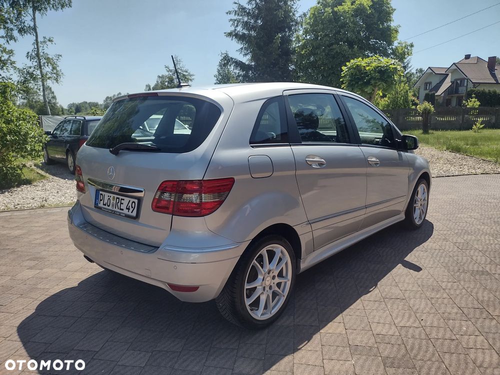 Mercedes-Benz Klasa B 160 BlueEFFICIENCY - 2