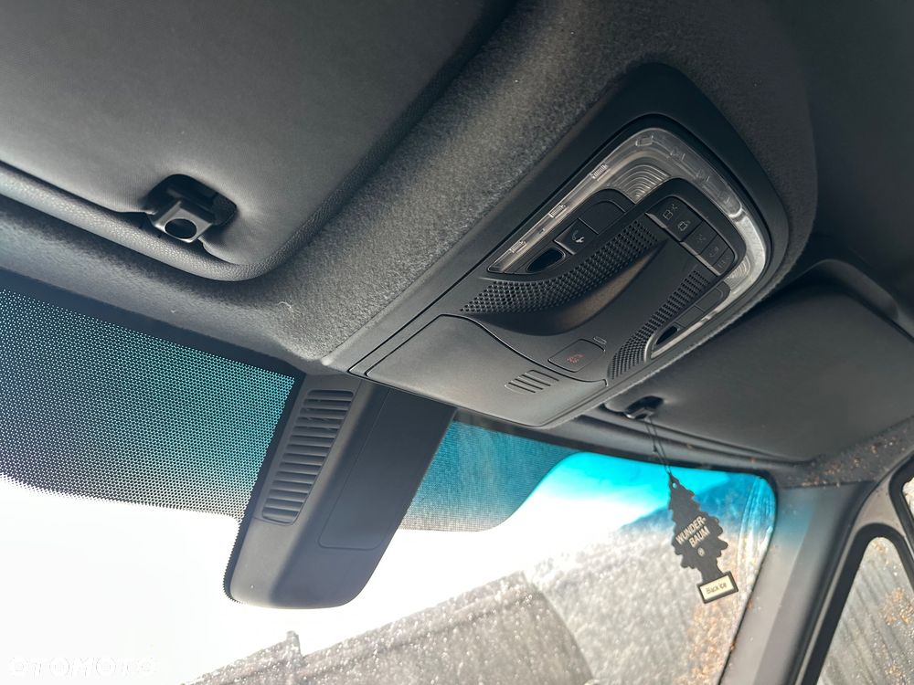 Mercedes-Benz Sprinter - 17