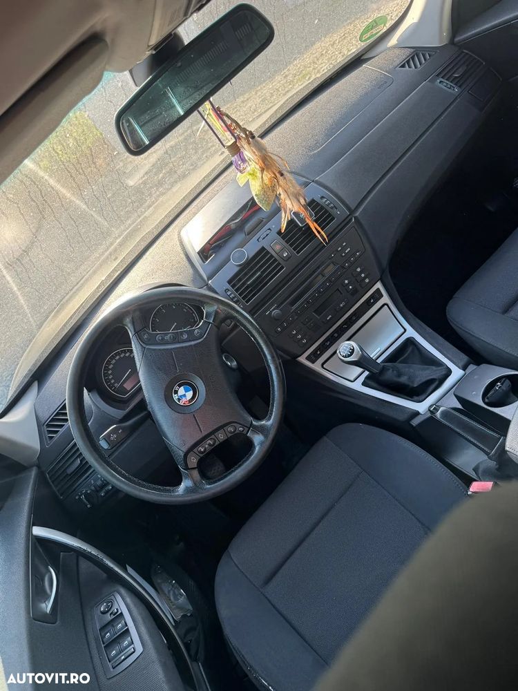 BMW X3 2.0d - 8