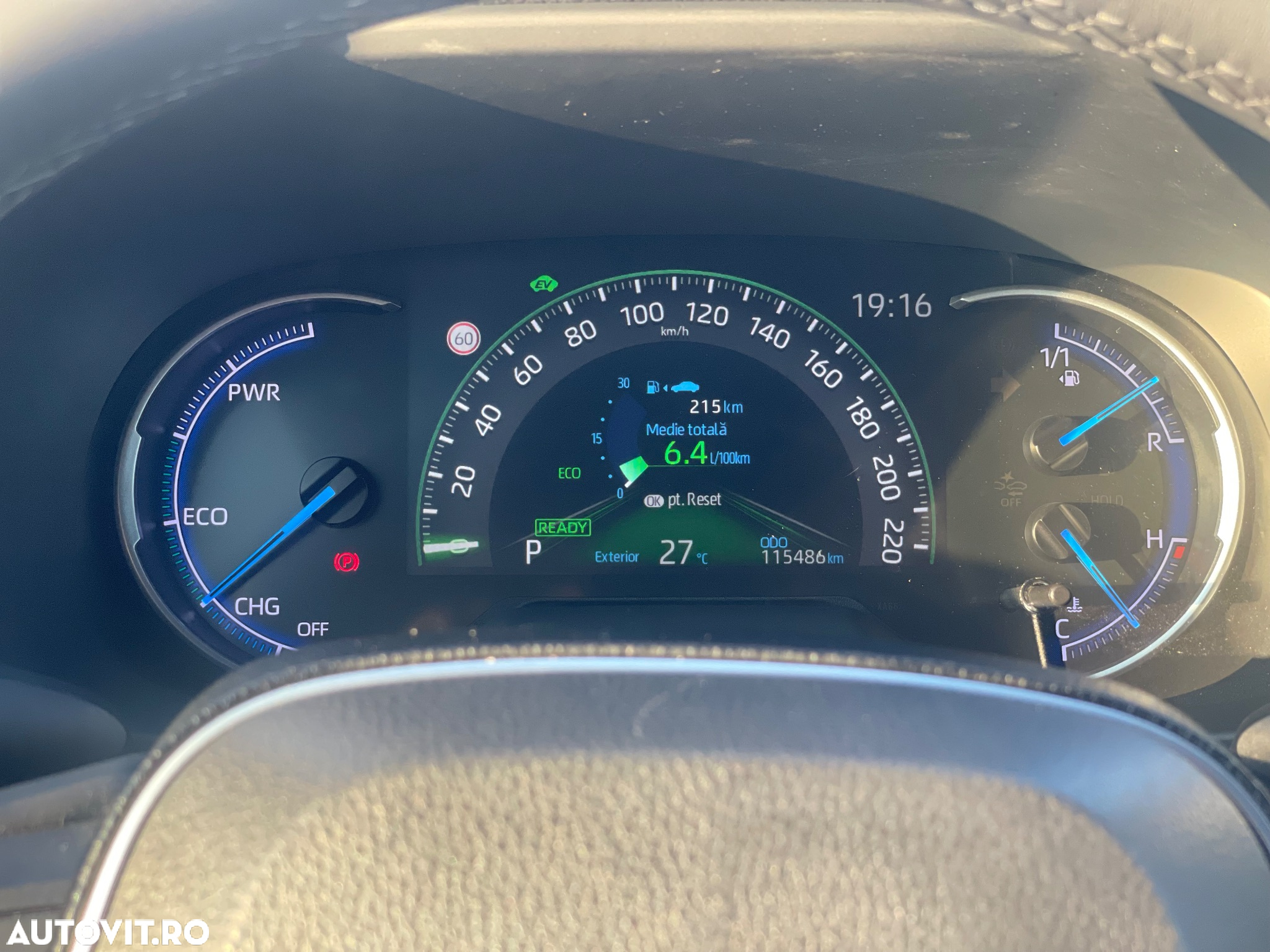 Toyota RAV4 2.5 4x4 Hybrid Style Selection - 14