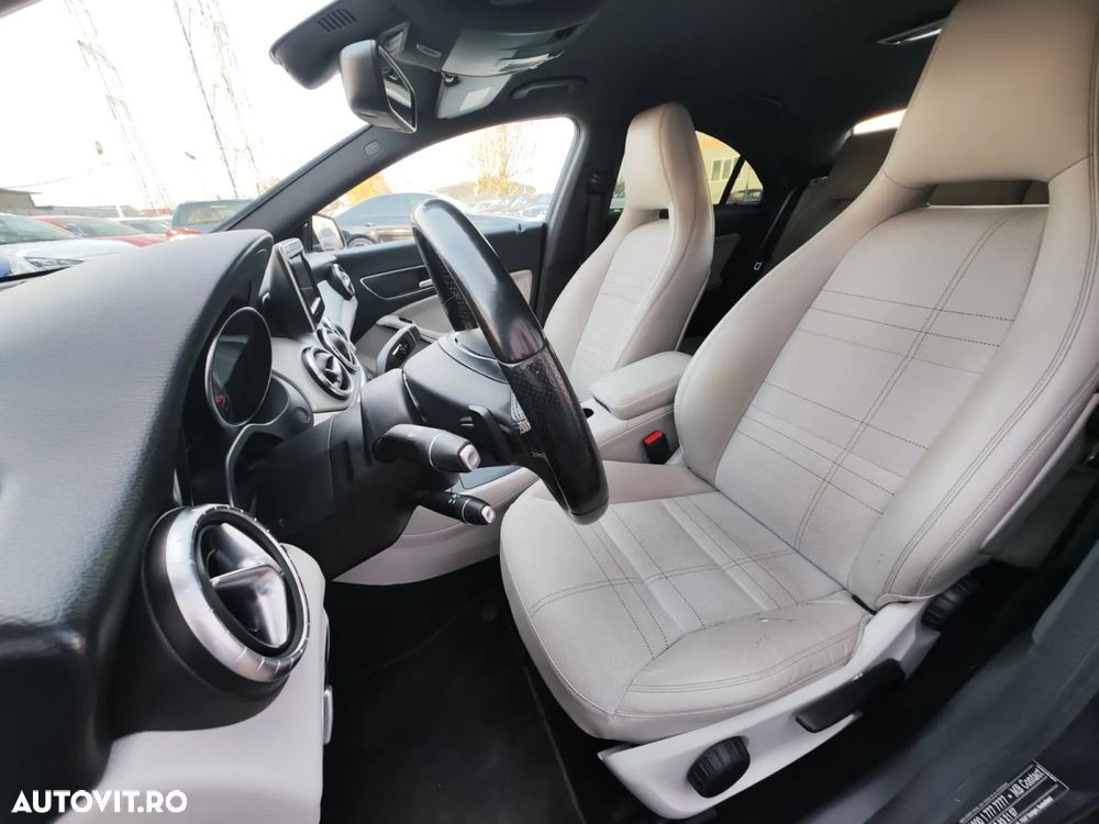 Mercedes-Benz CLA 200 CDI 7G-DCT - 13