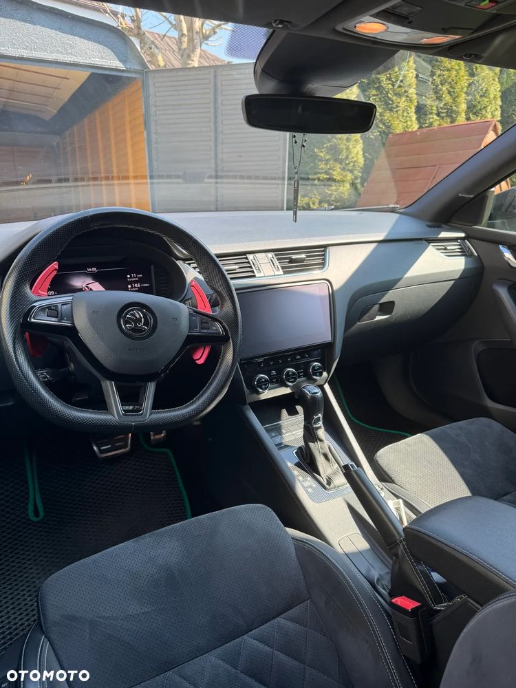 Skoda Octavia 2.0 TDI 4x4 DSG RS - 18