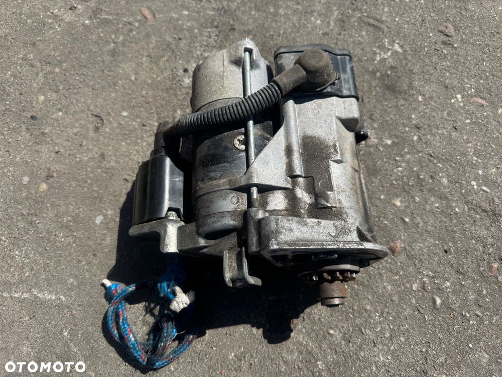 Toyota hilux 8 VIII Rozrusznik 2.4 2.8 28100-30110 438000-1280 Denso - 3