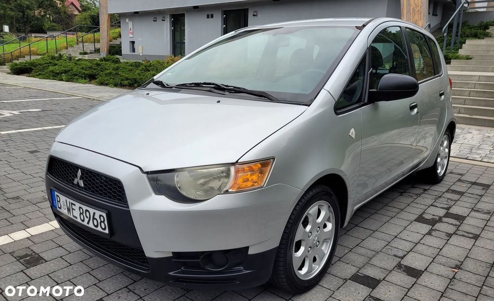 Mitsubishi Colt - 1
