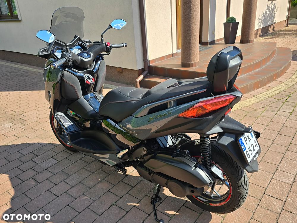 Yamaha X-max - 24