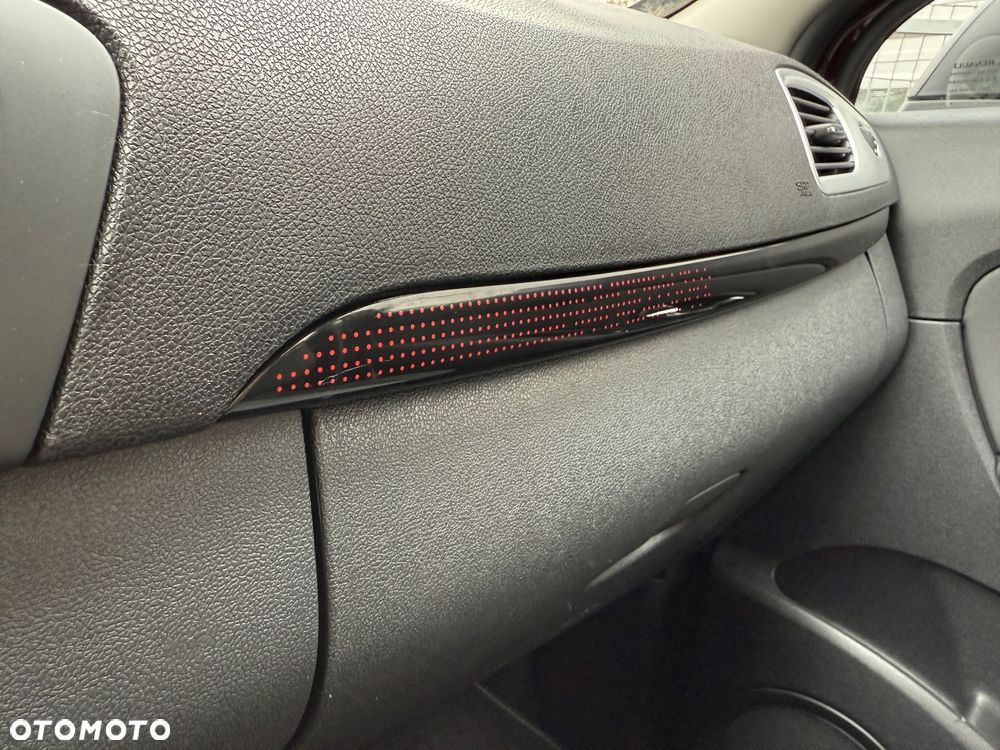 Renault Scenic 1.6 16V 110 Dynamique - 28