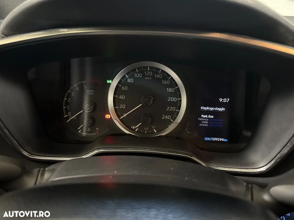 Toyota Corolla - 11
