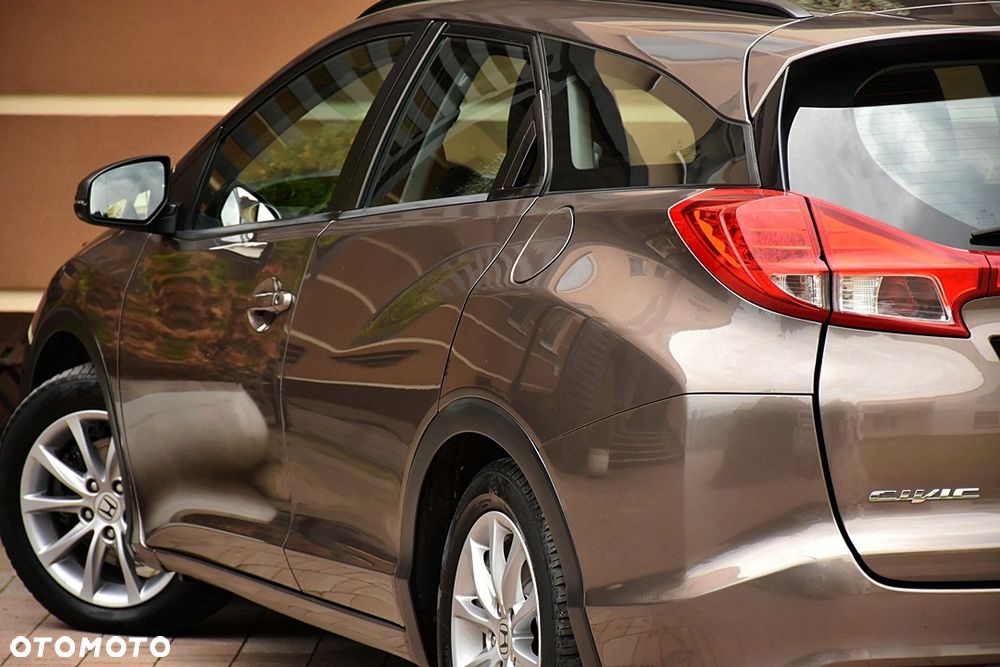 Honda Civic 1.8 Lifestyle - 11