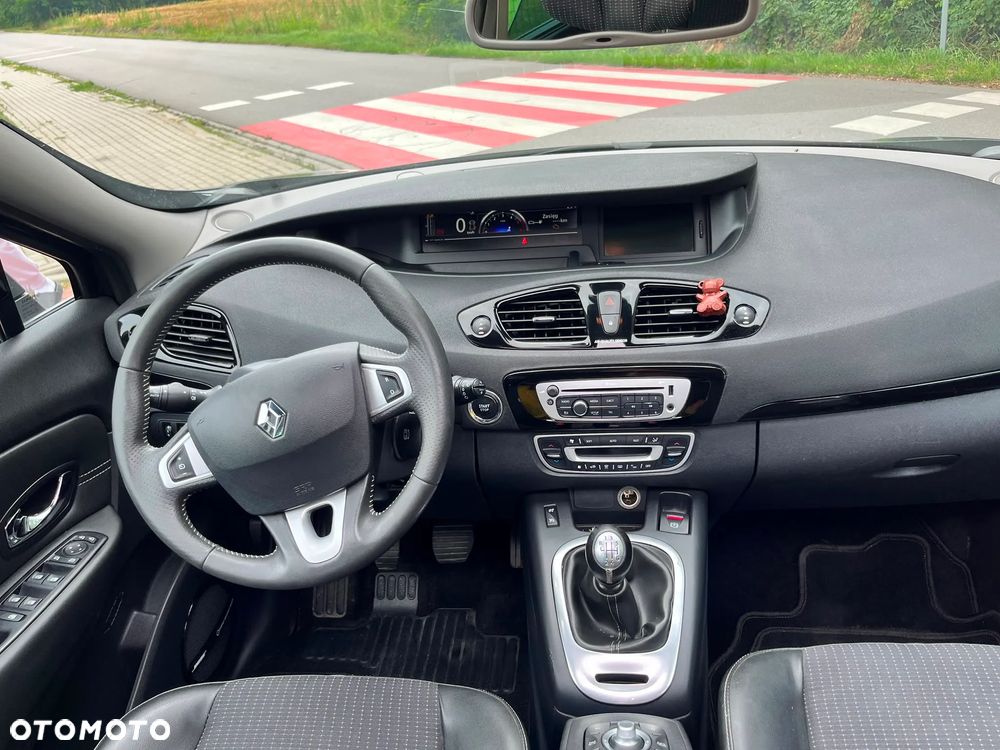 Renault Grand Scenic Gr 1.6 dCi Energy Bose Edition S&S - 16
